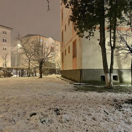 Twin Apartments Σίμπιου Εξωτερικό φωτογραφία