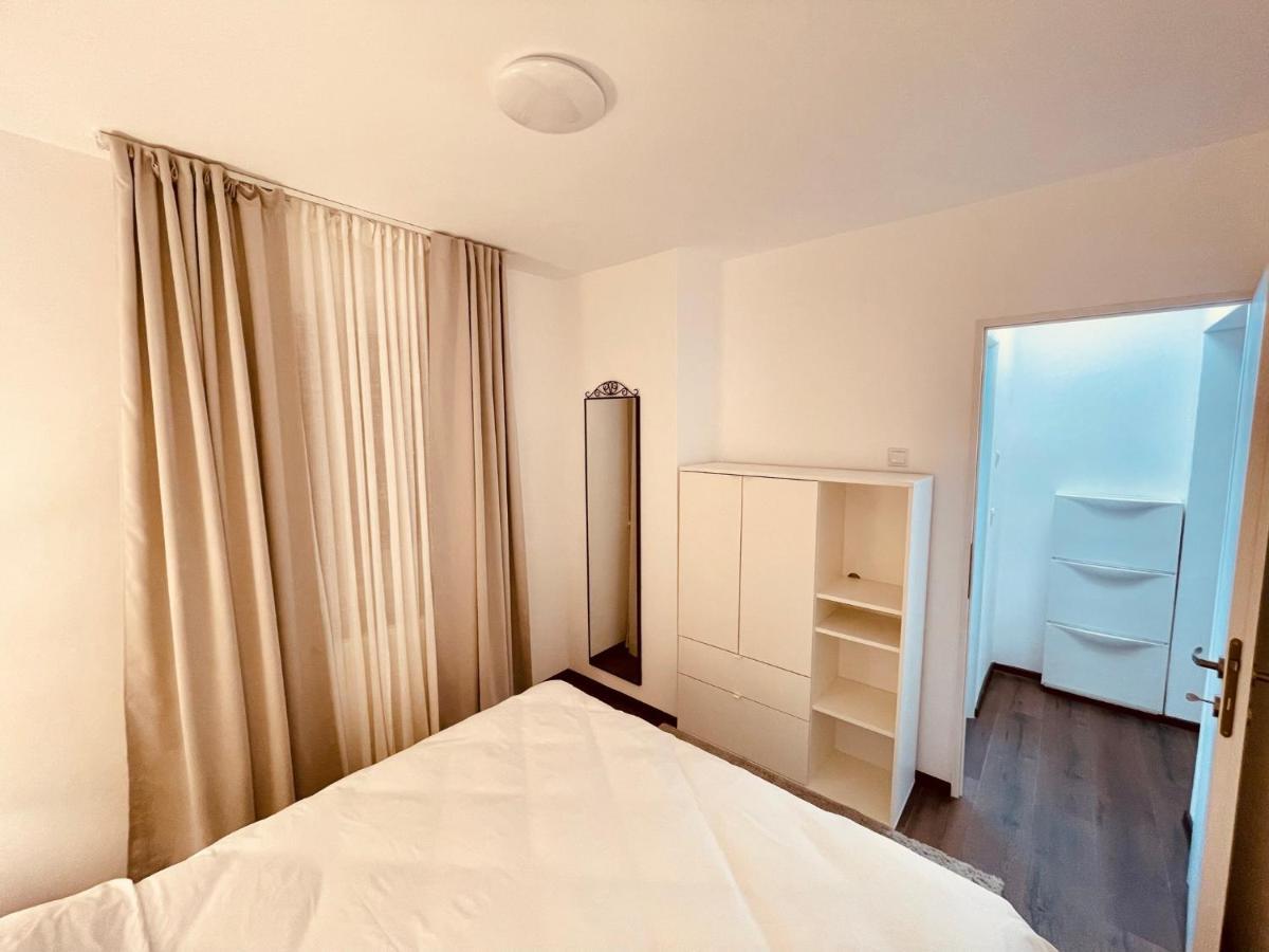 Twin Apartments Σίμπιου Εξωτερικό φωτογραφία