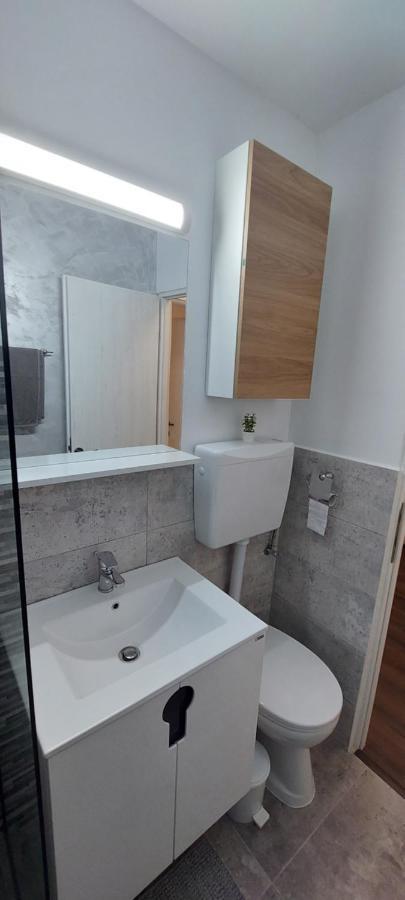 Twin Apartments Σίμπιου Εξωτερικό φωτογραφία