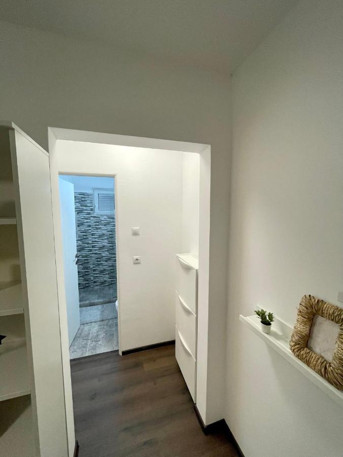 Twin Apartments Σίμπιου Εξωτερικό φωτογραφία