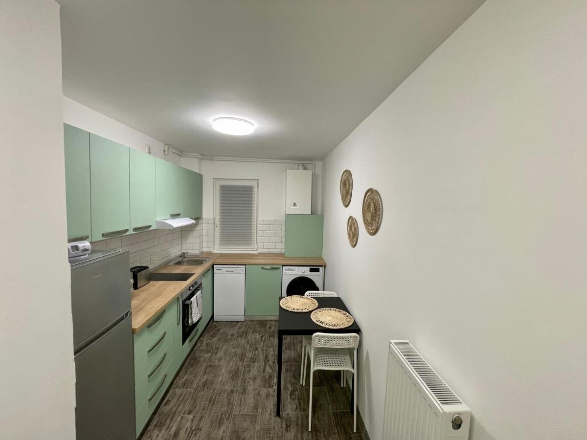 Twin Apartments Σίμπιου Εξωτερικό φωτογραφία